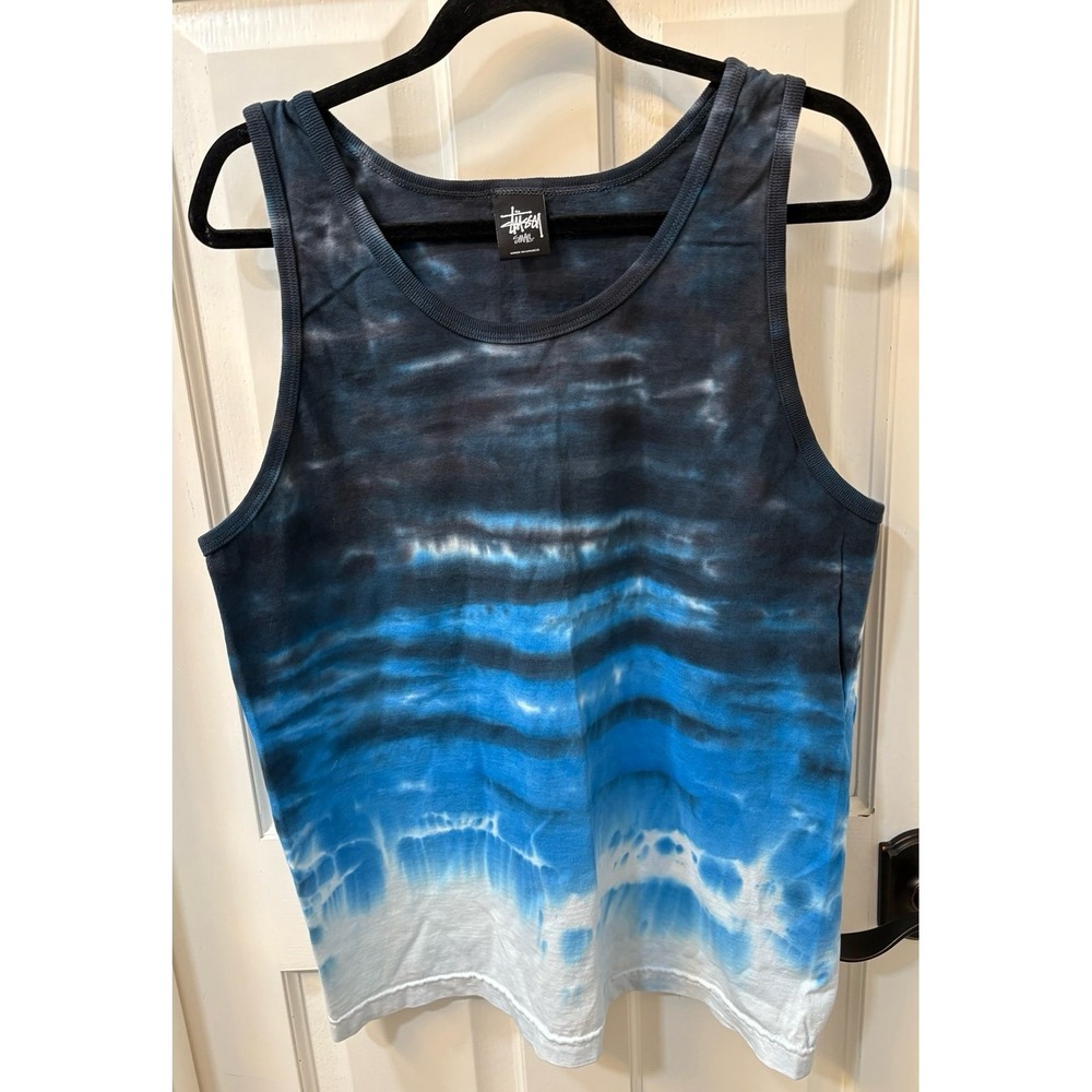 NWOT men's Stussy tank top size small.